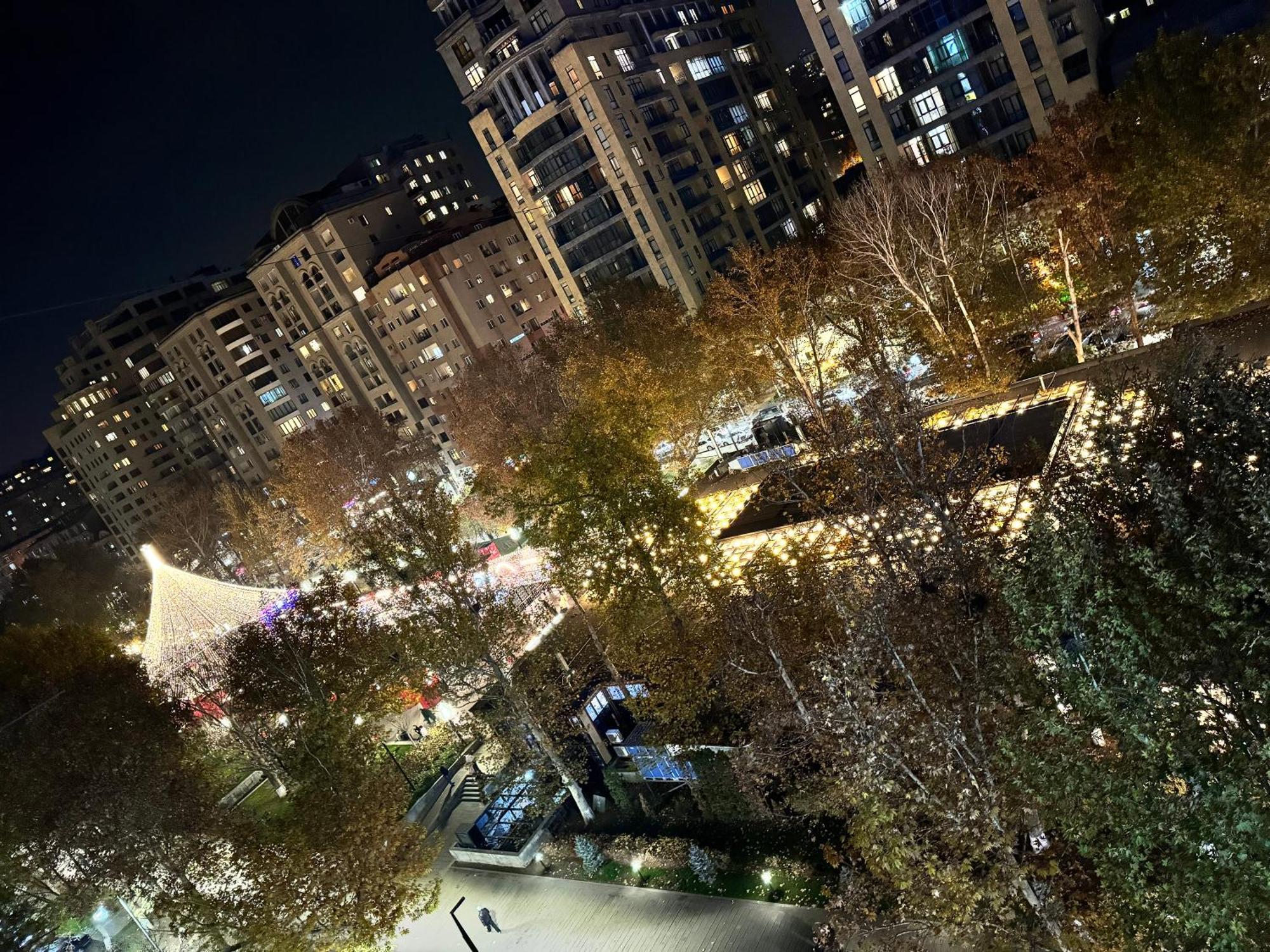 Panorama Apartments Erevan Esterno foto